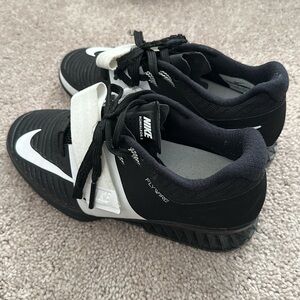 Nike Romaleos 3 weightlifting lifting shoe